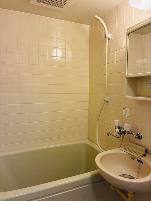 物件内観写真13　(バス／シャワールーム等)