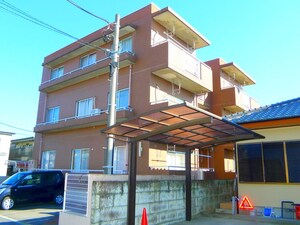 響和ﾊｲﾂ外観写真