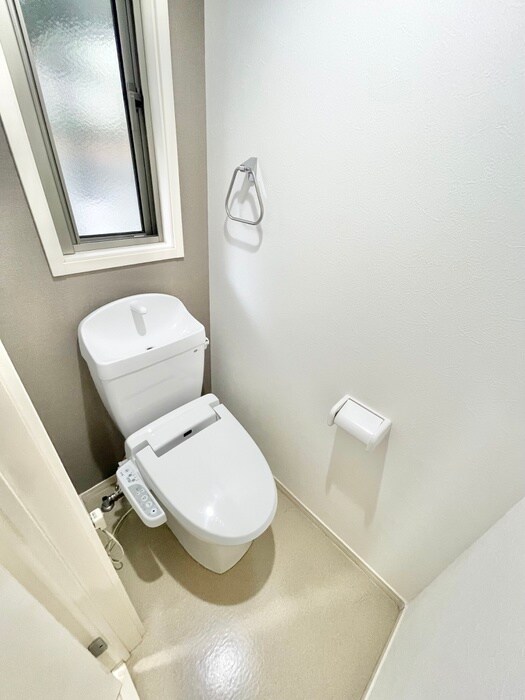 物件内観写真11　(トイレ)