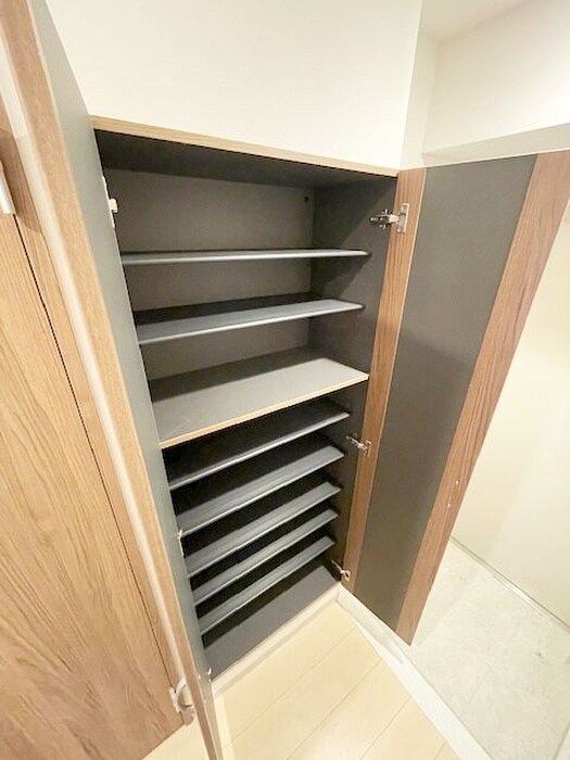 物件内観写真21　(靴箱)