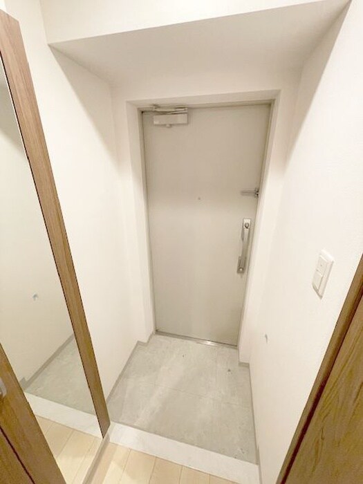 物件内観写真22　(玄関)
