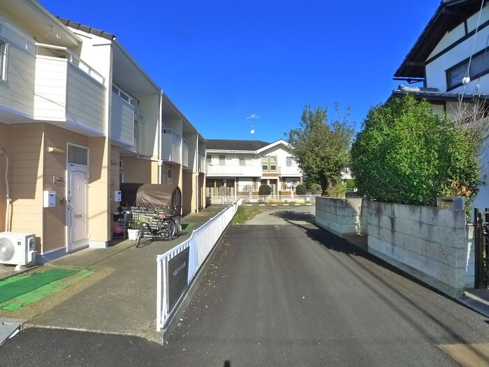 物件外観写真5　(周辺環境)