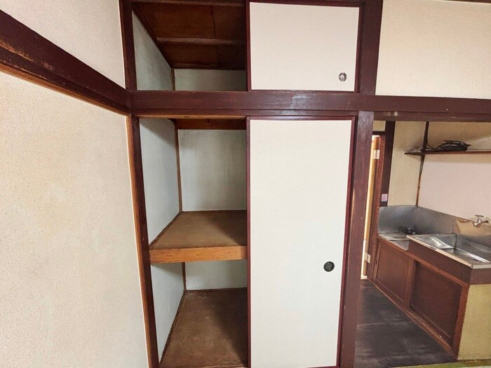 物件内観写真8　(収納)