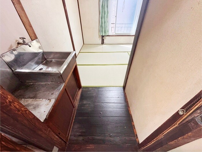 物件内観写真15　(玄関)