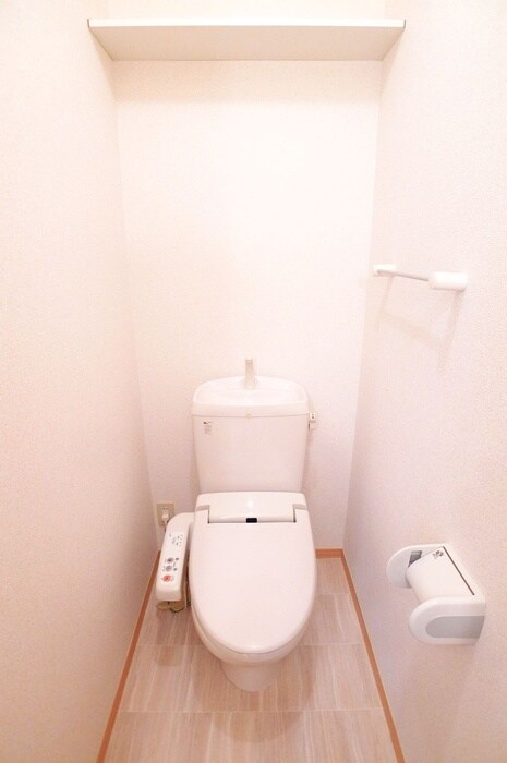 物件内観写真15　(トイレ)