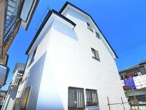 栄町4丁目一戸建外観写真