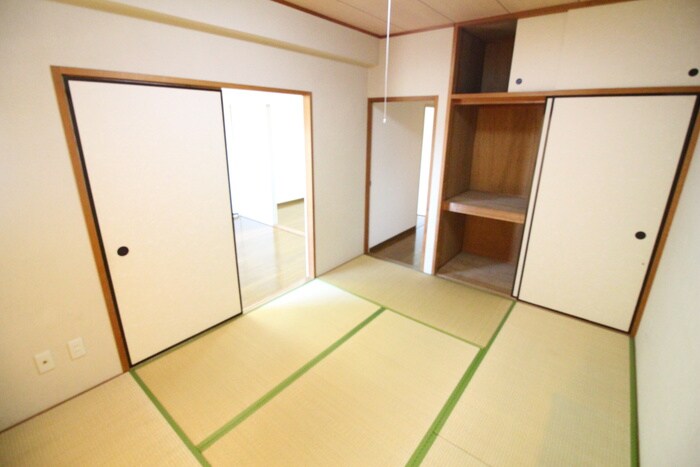 物件内観写真9　(居室)