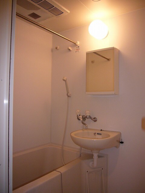 物件内観写真7　(バス／シャワールーム等)