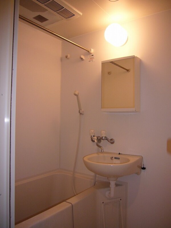 バス／シャワールーム等