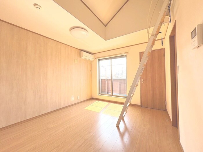 物件内観写真13　(居室)