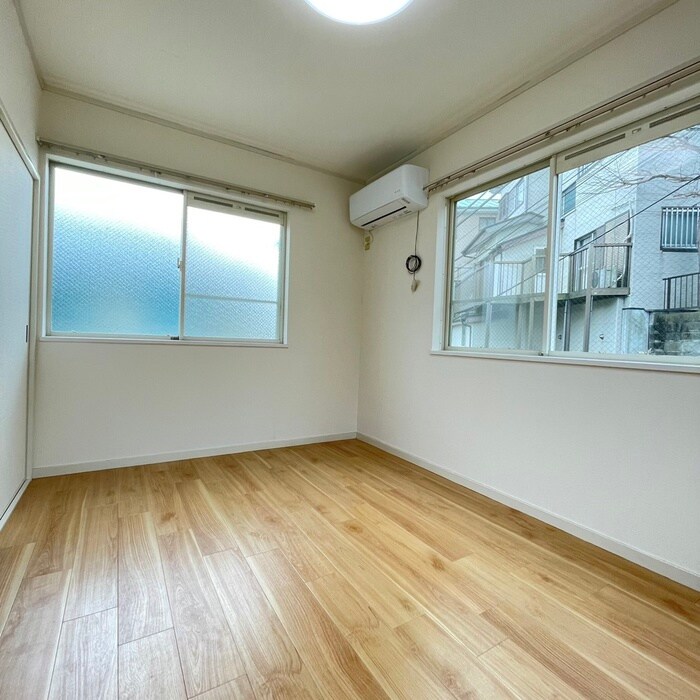 物件内観写真7　(居室)