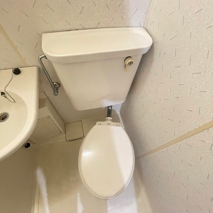 物件内観写真12　(トイレ)