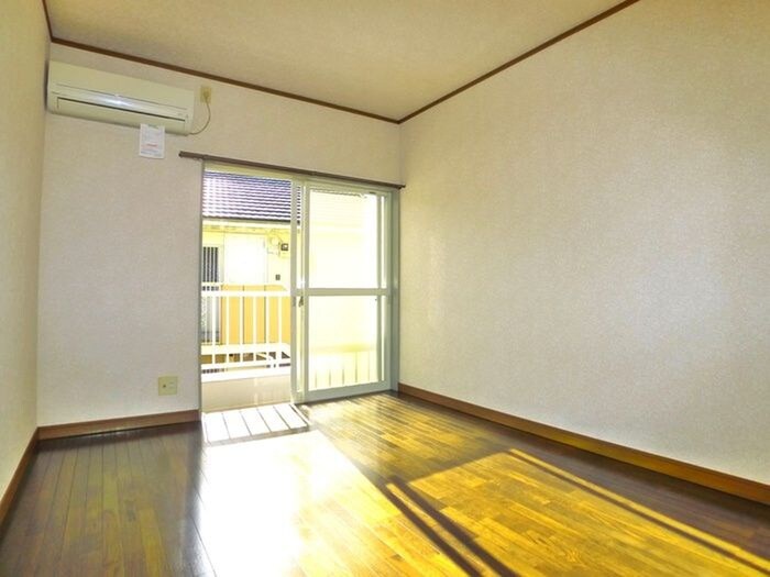 物件内観写真11　(居室)