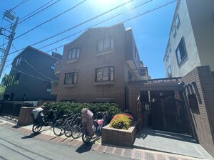 ソレイユ初台外観写真