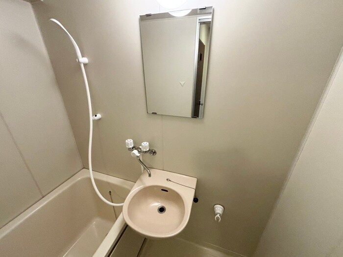 物件内観写真11　(洗面)