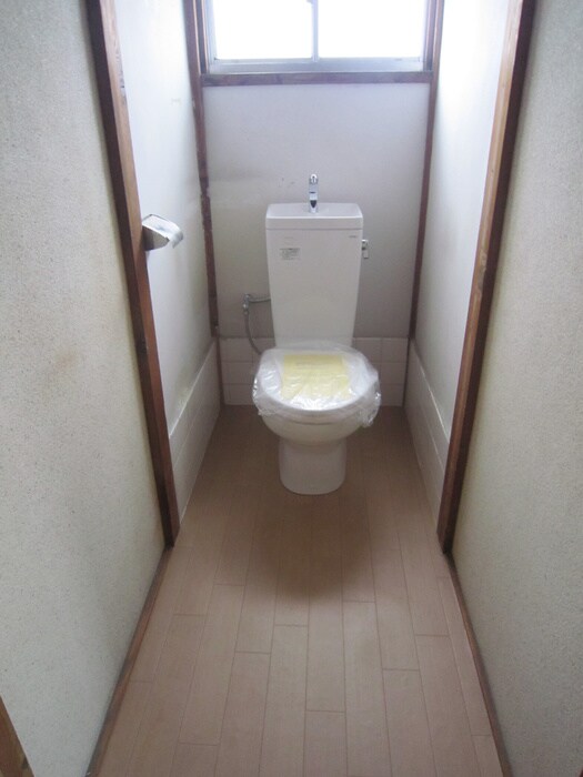 物件内観写真11　(トイレ)