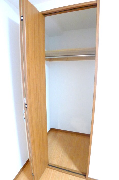 物件内観写真10　(収納)