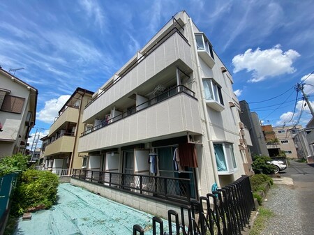 プラスハイツ１外観写真