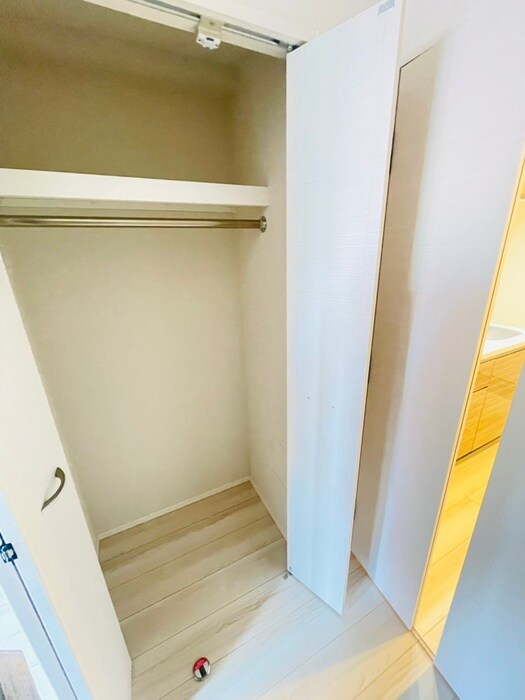 物件内観写真10　(収納)