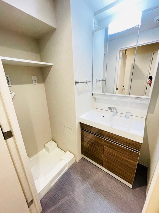 物件内観写真13　(洗濯機置場)