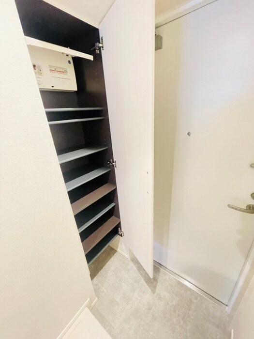 物件内観写真15　(靴箱)