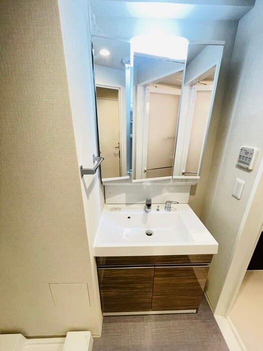 物件内観写真17　(洗面)