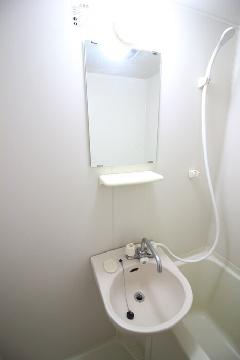 物件内観写真11　(洗面)