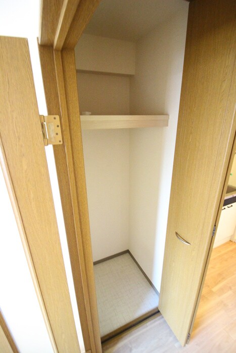 物件内観写真15　(収納)
