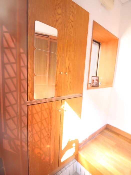 物件内観写真15　(靴箱)