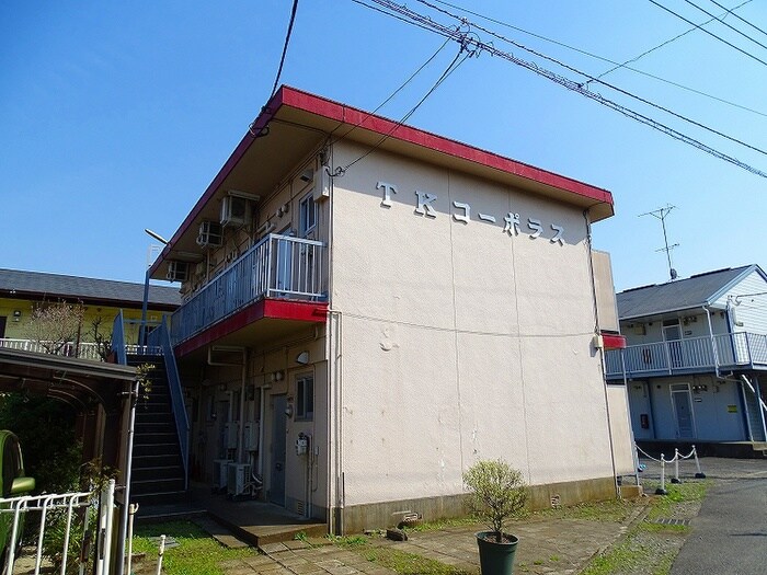 物件外観写真4　(エントランス部分)