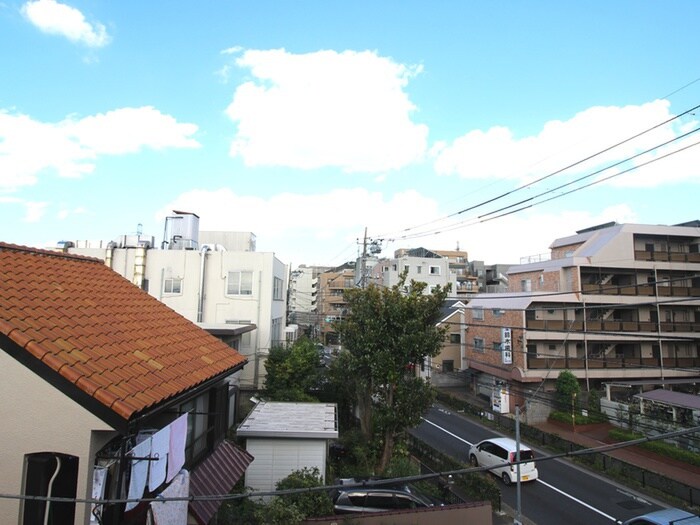 物件内観写真17　(室内からの展望)