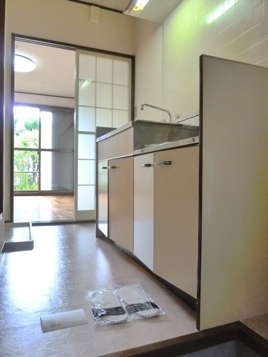 物件内観写真10　(廊下)