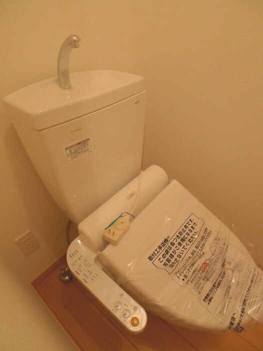 物件内観写真15　(トイレ)