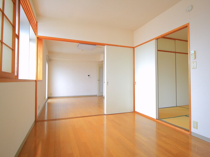 物件内観写真8　(居室)