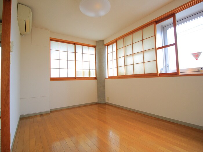 物件内観写真19　(居室)