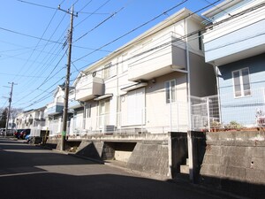 カサベルデ緑園２号棟外観写真