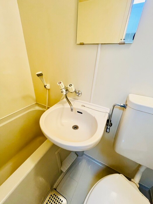 物件内観写真12　(洗面)