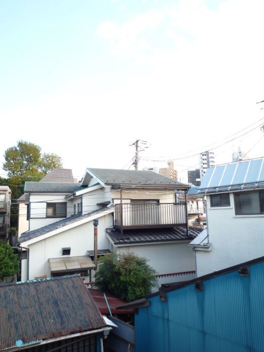 物件内観写真16　(室内からの展望)