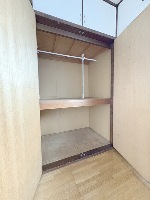 物件内観写真11　(収納)