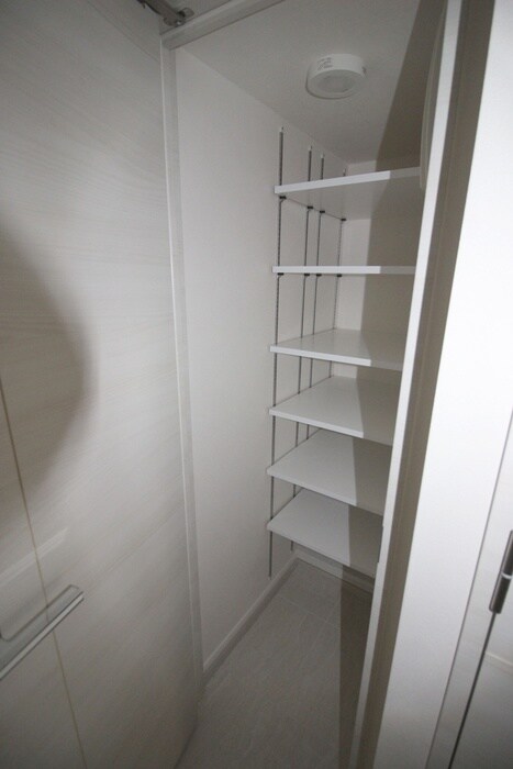 物件内観写真15　(靴箱)