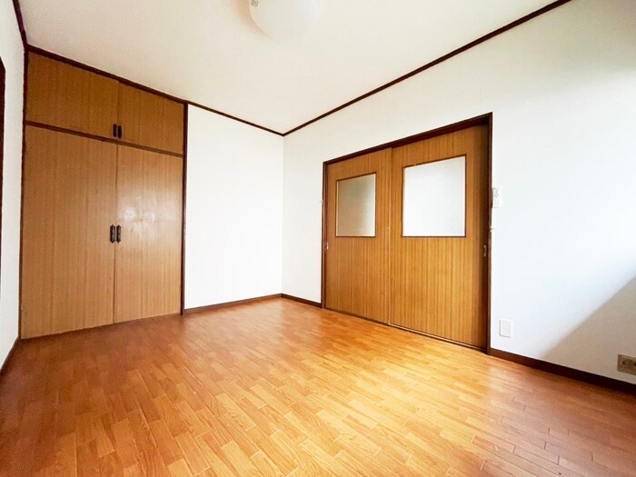 物件内観写真9　(居室)
