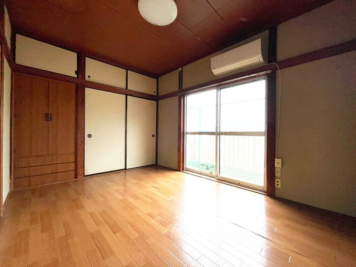 物件内観写真9　(居室)