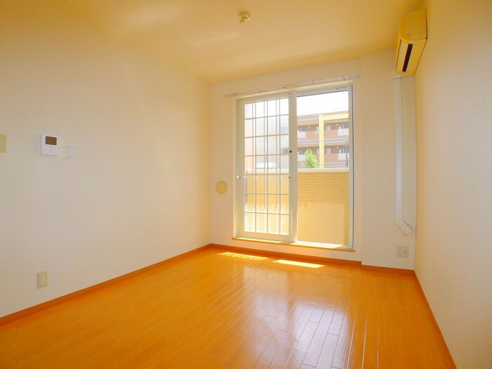 物件内観写真9　(ベランダ・バルコニー)