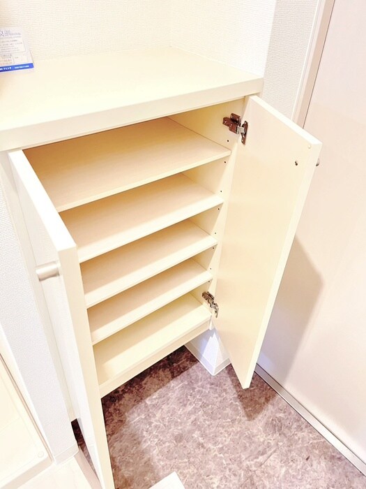 物件内観写真18　(靴箱)