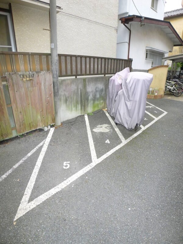 バイク置き場