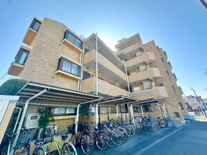 ﾗｲｵﾝｽﾞﾏﾝｼｮﾝ京王多摩川（302）外観写真