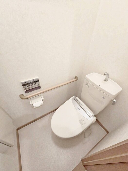 物件内観写真10　(トイレ)