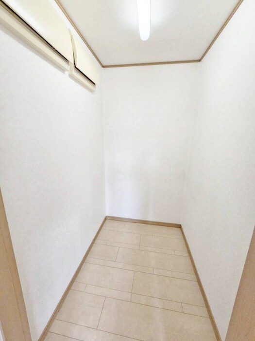 物件内観写真17　(収納)