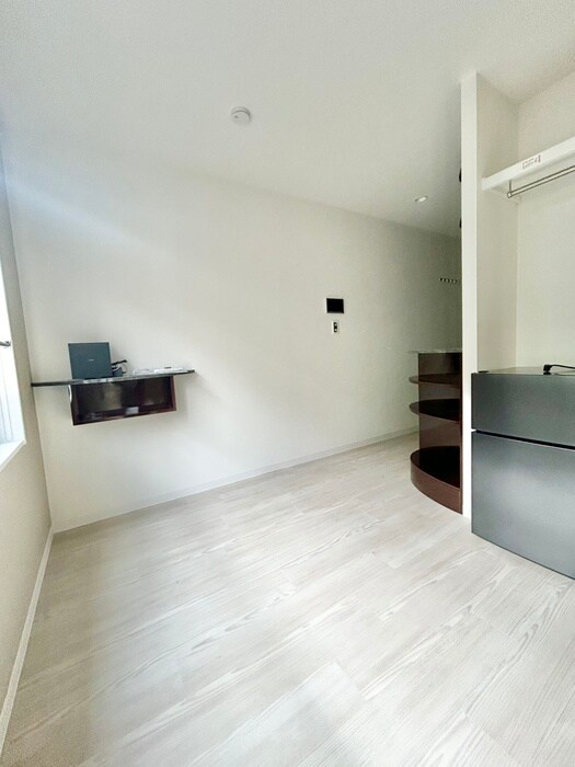 物件内観写真2　(居室)