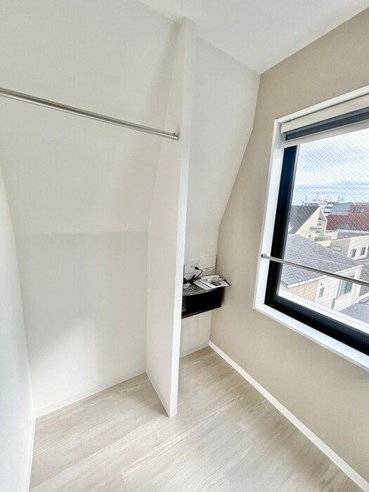 物件内観写真4　(収納)